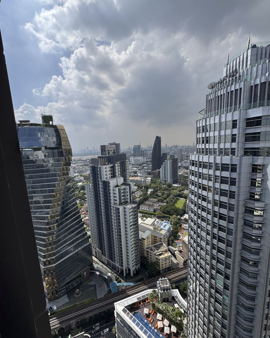 Earth & Elevation - Gurugram